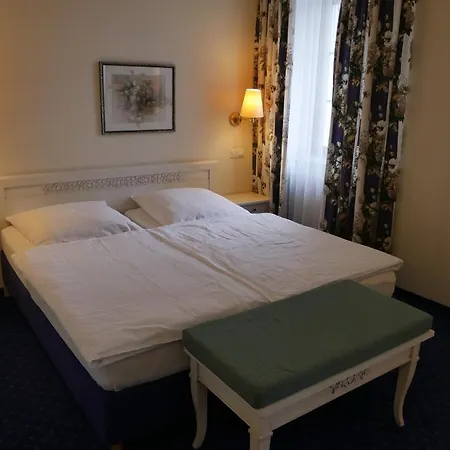 Hotel & Restaurant Drei Konige Grevenbroich